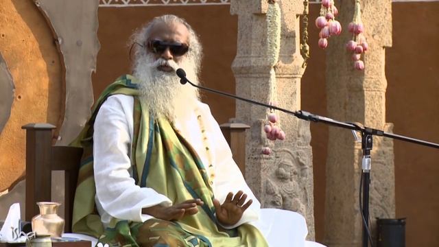 Do this practice daily to realize full potential • success• Sadhguru #spine #perception #squat смотреть онлайн