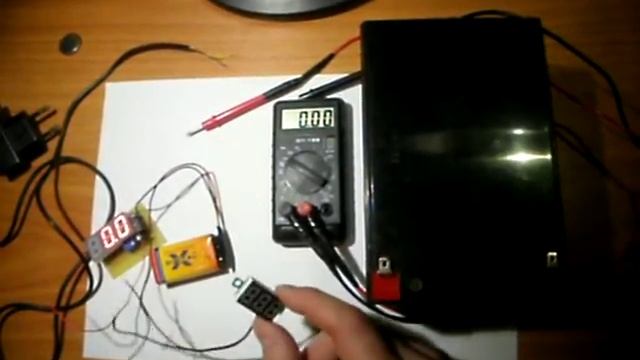 Проверяем на точность китайский вольтметр и самодельный вольтметр