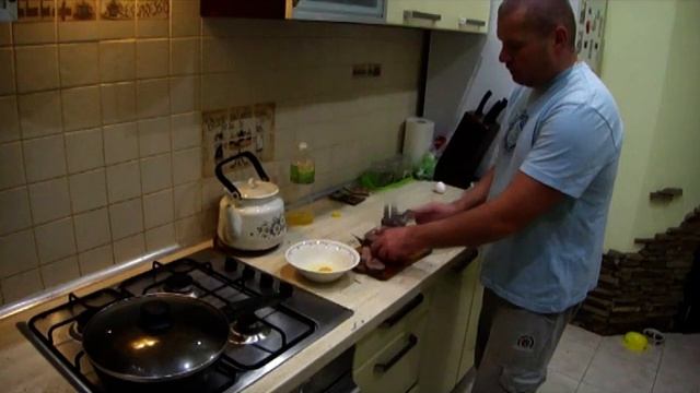 WOW!!! Самая вкусная жаренная щука!!! Виктор Емельяненко Харьков смотреть онлайн