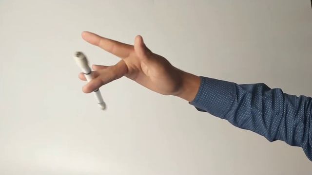 Middle around tutorial. Обучение penspinning. Трюк с ручкой смотреть онлайн