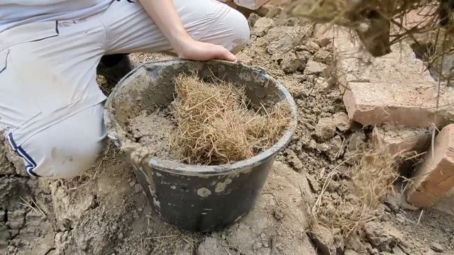 Построил огромную печь для выплавки ЖЕЛЕЗА из руды | Примитивная сыродутная печь смотреть онлайн