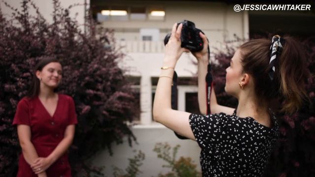 I Photograph a Subscriber's Senior Portraits! + Posing Tips смотреть онлайн