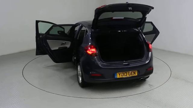 KIA Ceed 1.6 CRDi 3 5dr FROM USED CARS OF BRISTOL YD13 UEN смотреть онлайн