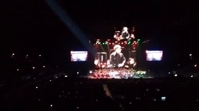 WHAT'S THIS- THE NIGHTMARE BEFORE CHRISTMAS LIVE (04/12/19 WEMBLEY) смотреть онлайн