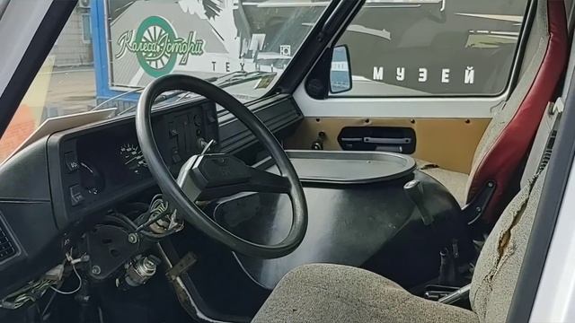 РАФ 2915-02 ,"Скорая Помощь". смотреть онлайн