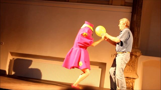 Headless Girl (clowning act) смотреть онлайн