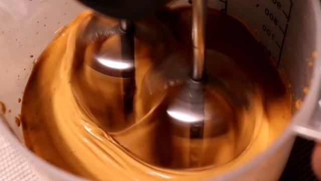 Dalgona Coffee Recipe. Дальгона-кофе рецепт.Coffee Dalgona. Uy sharoitida Kappuchino tayyorlash смотреть онлайн