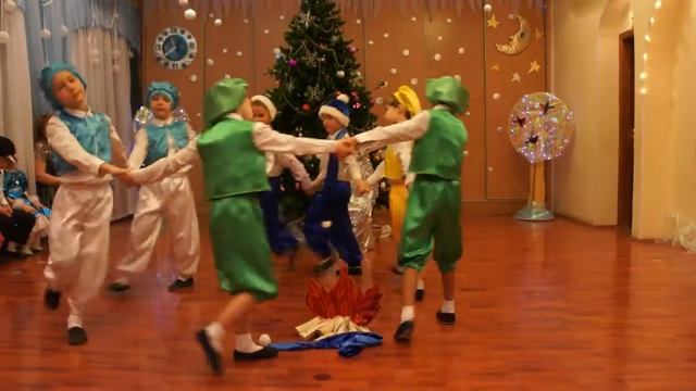 подготовительная группа танец 12 ти месяцев смотреть онлайн