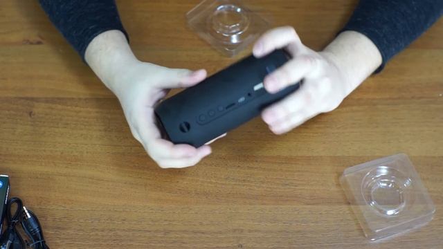 Обзор на портативную Bluetooth колонку от Ginzzu. Model: GM-877B. смотреть онлайн