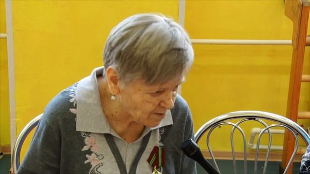 На свободную тему. Легенды анжерского футбола. Братья Раздаевы. смотреть онлайн