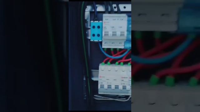 Сегодня установили трубостойки и сделали модульное заземление. Видео отчёт в процессе работы