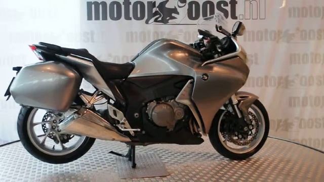 HONDA VFR 1200 ABS смотреть онлайн