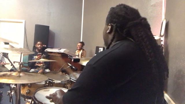 STL BUMP / PRAISE BREAK / APOSTLE MICHEAL LAMPKIN смотреть онлайн