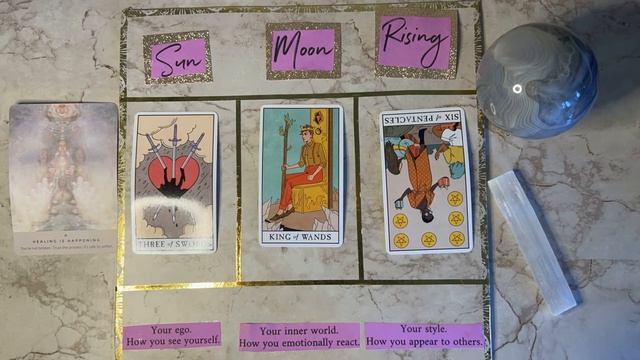 December 2022 Tarot Reading - Pisces Sun, Moon and Rising and BONUS Oracle Card! смотреть онлайн