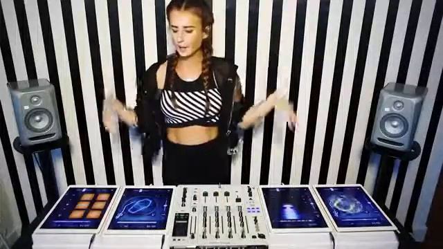 Просто после этого плакать хочется смотреть онлайн