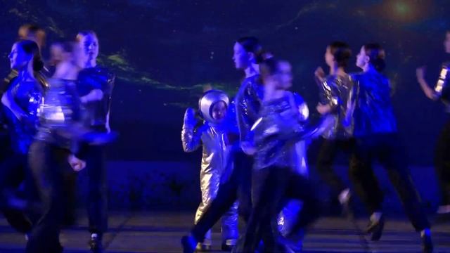 Выступление ансамбля Улыбка в Д К Ленина смотреть онлайн