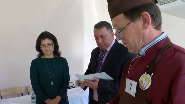 В Ровеньках выбрали лучшего кулинара смотреть онлайн