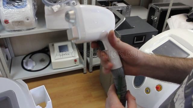 Обзор диодного лазера Epilux. Часть 1 смотреть онлайн