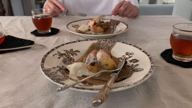暑い夏の日常🍑自炊を楽しむ1日の食事vlog｜野菜を新鮮に保つ習慣｜アンティーク食器のある暮らし смотреть онлайн
