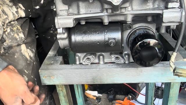 Restoration of a “Barn Find” VFR 400 NC30 - Episode 11 смотреть онлайн