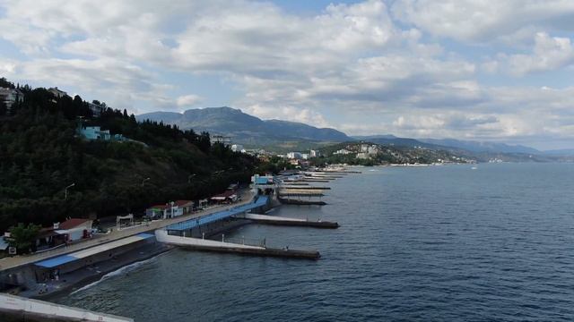 Набережная Алушты. Апарт-комплекс "Крымская Резиденция", Республика Крым. Июнь 2019 смотреть онлайн