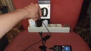 Не заряжаются xiaomi mi band 4