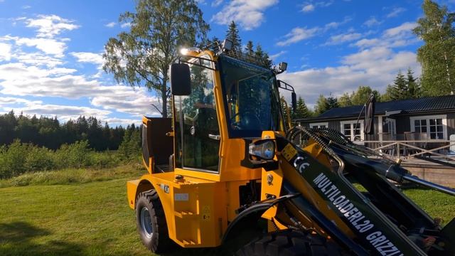 Håkan Köpte En Prisvärd Kinatraktor.- Multiloader