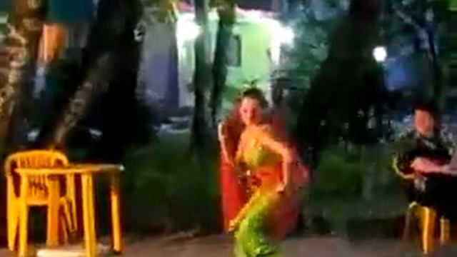 Наталья Саляева исполняет индийский танец -Chalia- смотреть онлайн