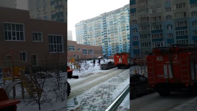 ПОЖАР В НОВОСИБИРСКОЙ ШКОЛЕ смотреть онлайн