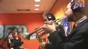 Caro Emerald - Bad Romance (Live Lady Gaga Cover) @ Giel 3FM.mp4