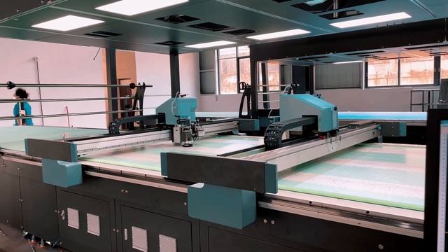 Планшетный режущий плоттер RZGIC-AI+AR3616EF-2H-36SC смотреть онлайн