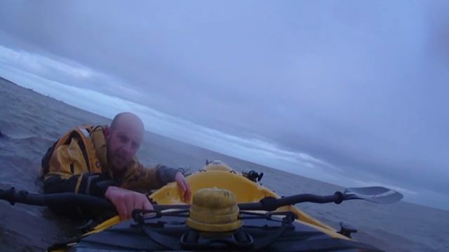 Kayaking: Capsize and Re-entry Self Rescue Practice смотреть онлайн