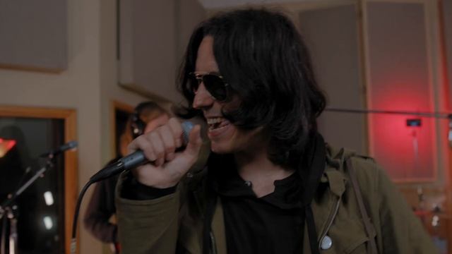 Running from the Cops - Minutes til Midnight (the Sunset Sessions) Multi Cam смотреть онлайн