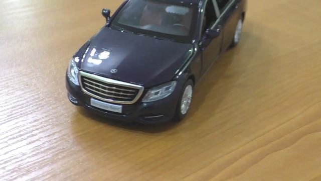 Модель автомобиля Mercedes-Maybach S600. Распаковка посылки с АлиЭкспресс.
