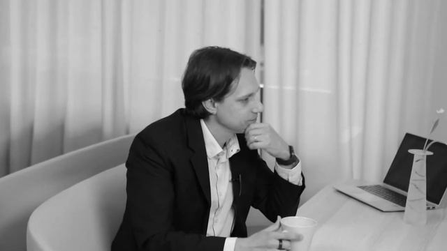 Deloitte Tech Trends 2022 - Felipe & Anne | Automating at scale смотреть онлайн