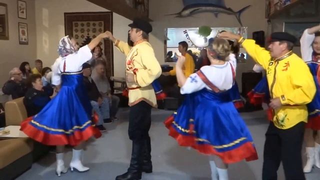 "Русский сувенир" с танцем "Сизая голубка..." смотреть онлайн