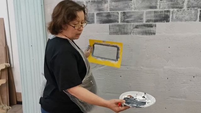 Хотите кирпичную стену без затрат? Смотрите и делайте вместе с Мариной Жуковой. смотреть онлайн