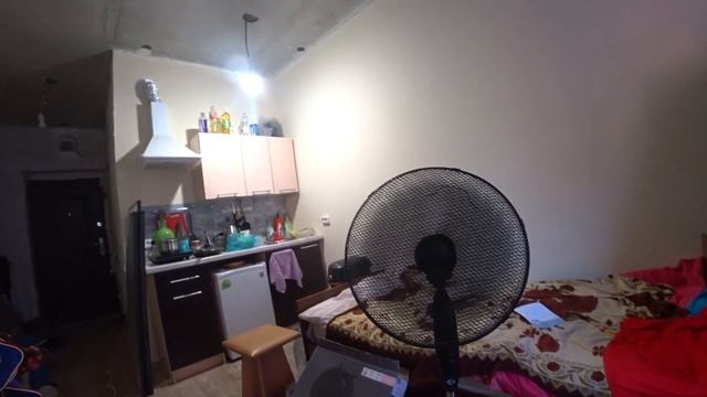 #108 ДО КАКОГО ЭТАЖА ДОЛЕТАЮТ КОМАРЫ / ОТКЛЮЧИЛИ СВЕТ в 3 домах/ САЛАТ В ЖАРУ / СБОРКА ВЕНТИЛЯТОРА смотреть онлайн