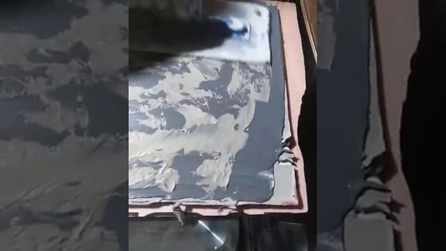 Декоративная штукатурка "на коленке" прямо у огромной ямы.) ГАРАЖ смотреть онлайн