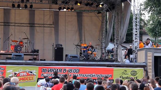 Тёма Паровоз Metallica – sad but true (Drum cover) Драмфест 2015 смотреть онлайн