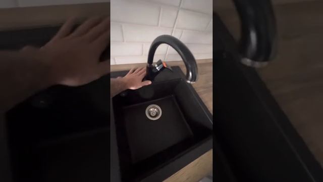 КухнЯ донецкая обл. Фасады краска столешница Эгер тел 0663442141 Денис смотреть онлайн