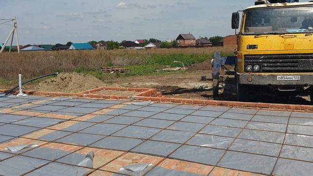 Строительство энергоэффективного жилого дома 90м2, размерами 10 м × 11,3м смотреть онлайн