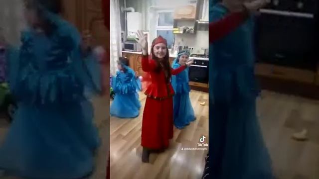 национальные танцы смотреть онлайн