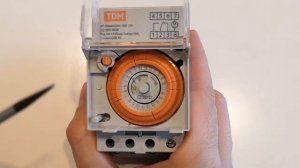 Суточное реле времени (таймер) АР: описание и подключение