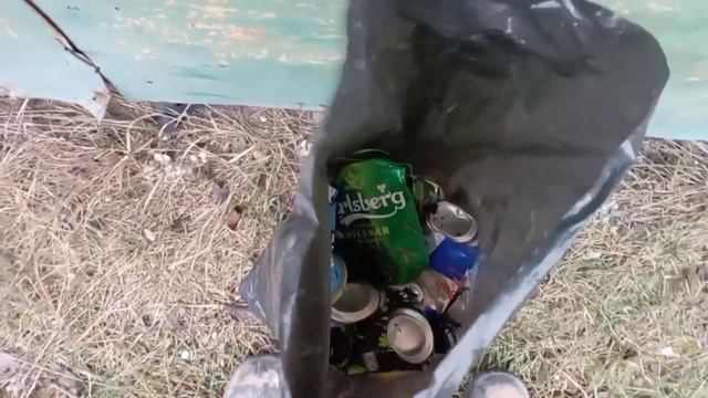 Собираю алюминиевые банки. смотреть онлайн