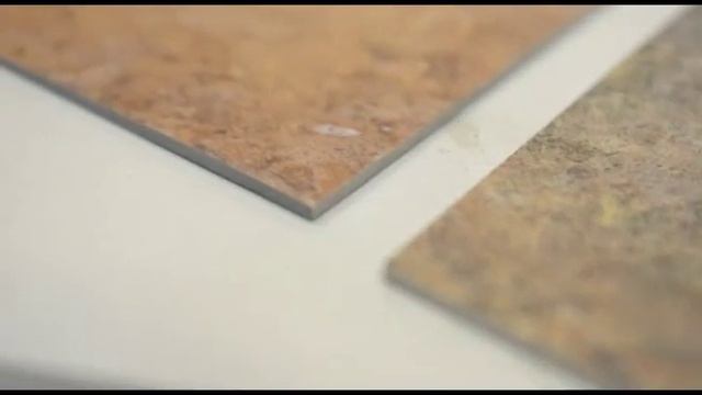 Монтаж кварц-виниловой плитки компанией "ПолДома" смотреть онлайн