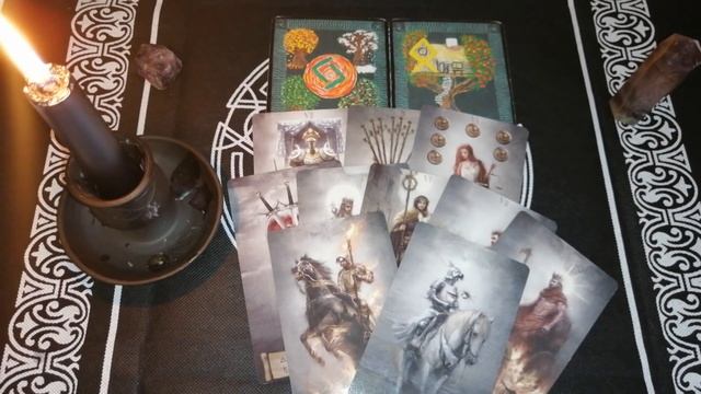 "Чем Вы можете помочь своему Роду?" Таро. Расклад на Таро. смотреть онлайн