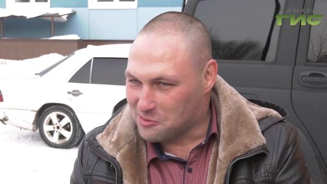 В Самаре из роддома выписали тройню, первую в этом году смотреть онлайн
