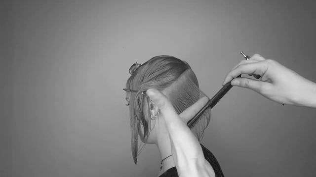 Graduated haircut with layers. "Preview" - Градуированная стрижка со слоями. "Превью" смотреть онлайн