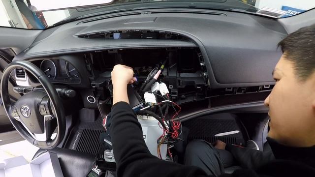 2014-219 Toyota Highlander with JBL | Wireless CarPlay Android Auto | DIY Installation смотреть онлайн